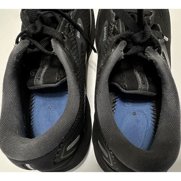Brooks Ghost 14 Running Shoes in black. Size 9(W). - Picture 5 of 10